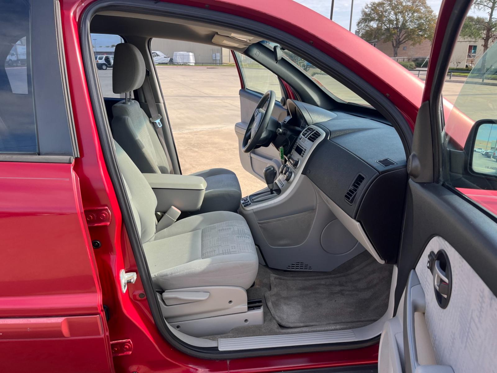 2006 red /TAN Chevrolet Equinox LS 2WD (2CNDL13F366) with an 3.4L V6 OHV 12V engine, 5-Speed Automatic transmission, located at 14700 Tomball Parkway 249, Houston, TX, 77086, (281) 444-2200, 29.928619, -95.504074 - Photo #11